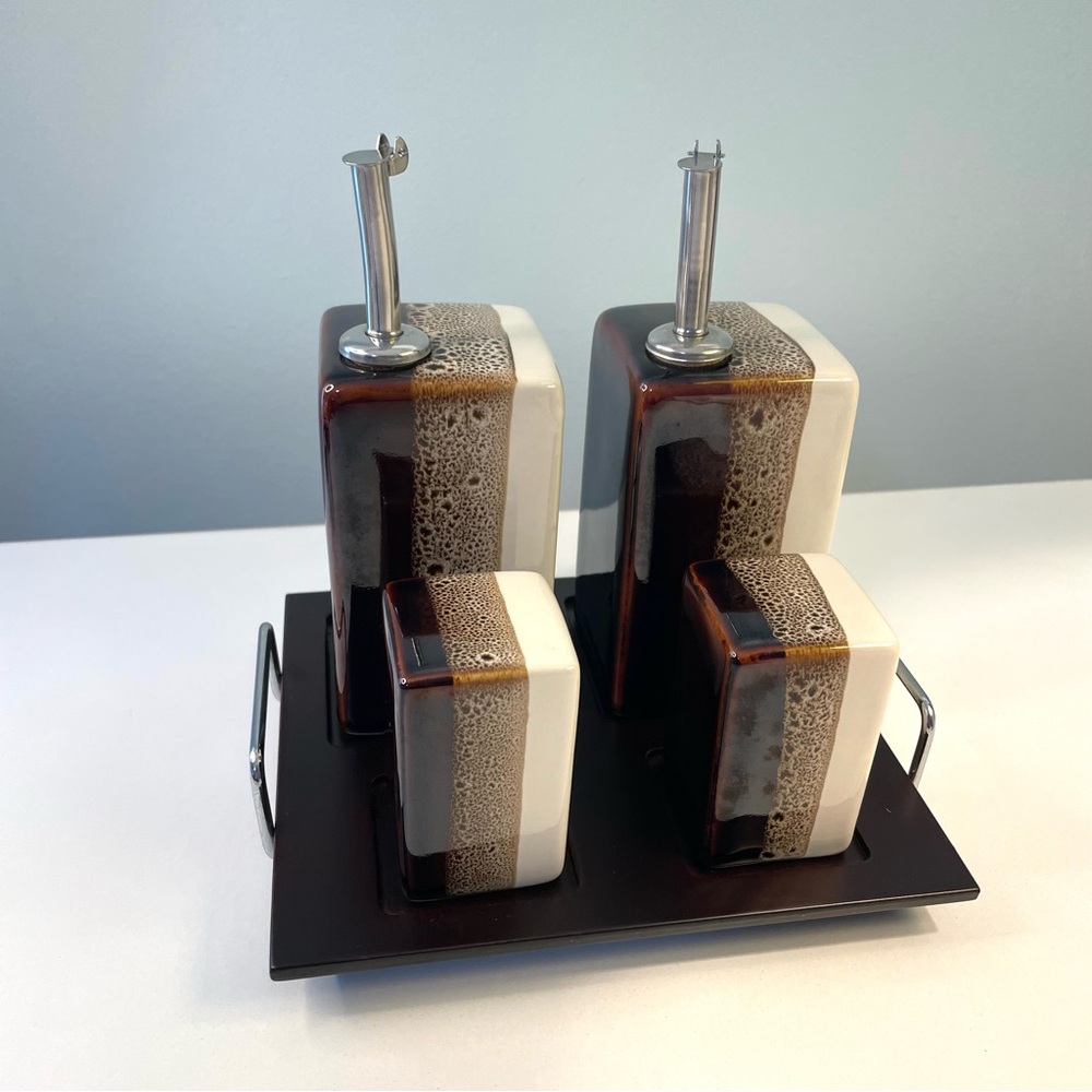 Vintage Pier 1 Tri Color Ceramic Oil Vinegar Salt Pepper Dispenser Set
